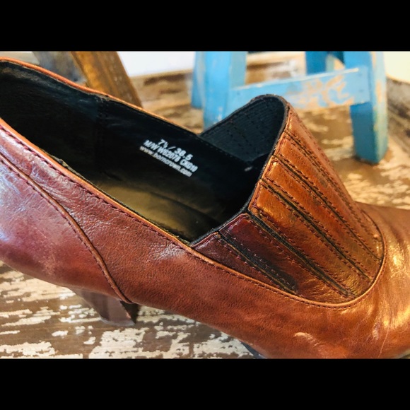 BORN Brown Leather Heels sz 7 - Picture 7 of 8